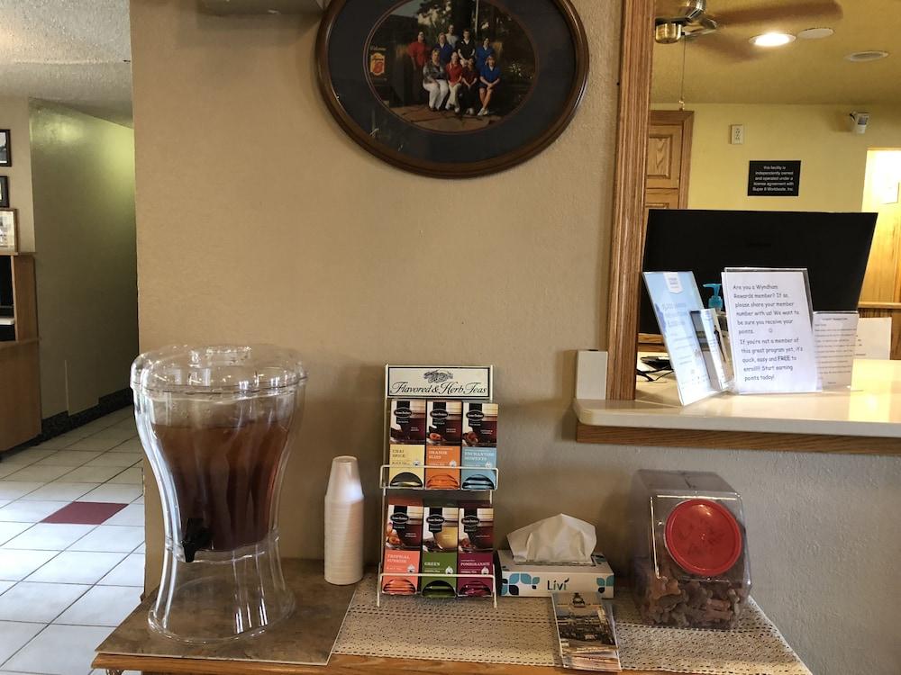 Super 8 By Wyndham North Platte Motel Ngoại thất bức ảnh